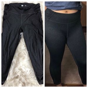 Gray fitted leggings!